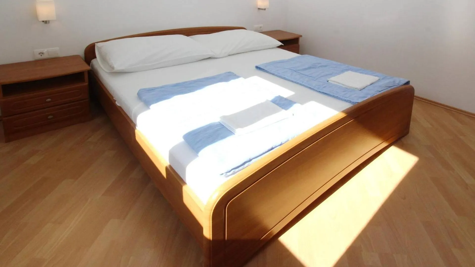 ゲストハウス Apartments Mikulan Nara バスカ クロアチア