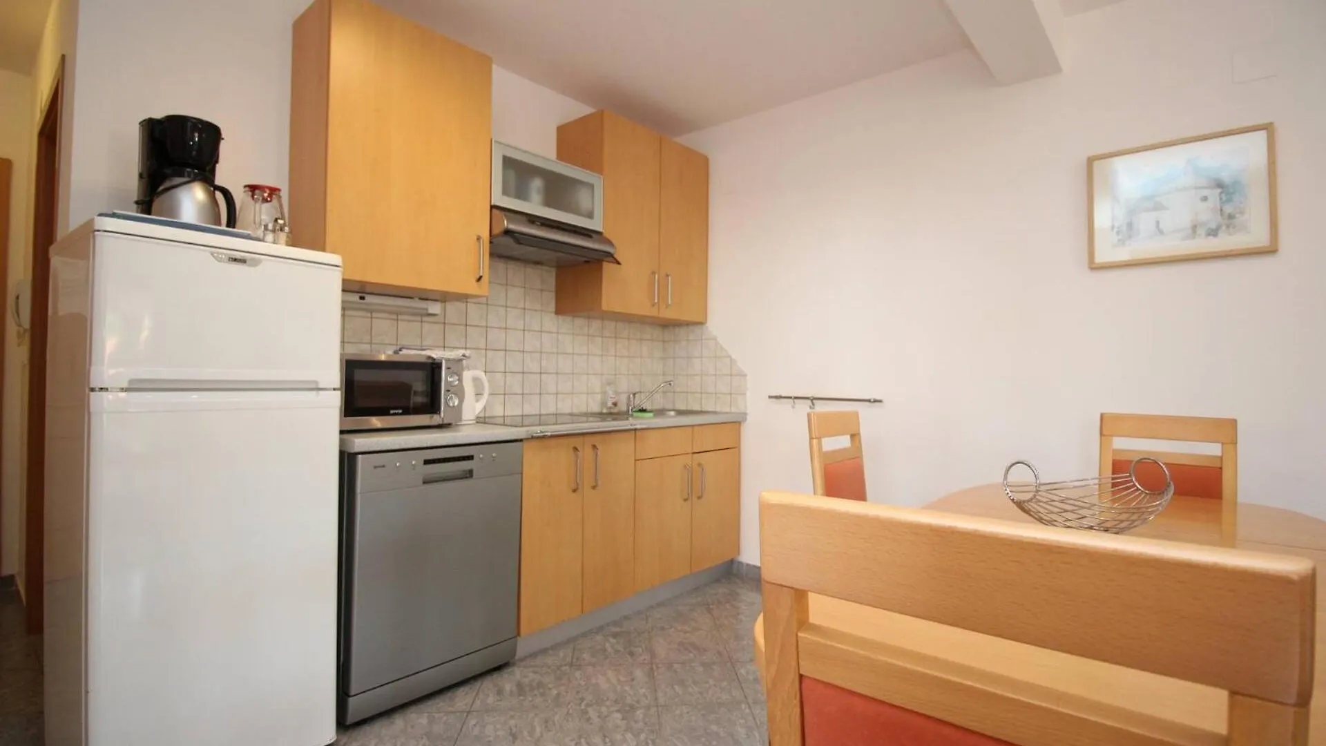 ゲストハウス Apartments Mikulan Nara バスカ