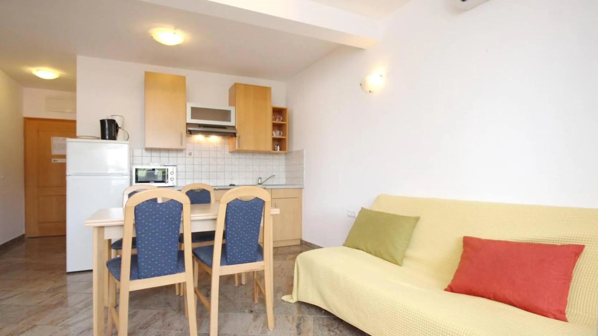 Apartments Mikulan Nara バスカ