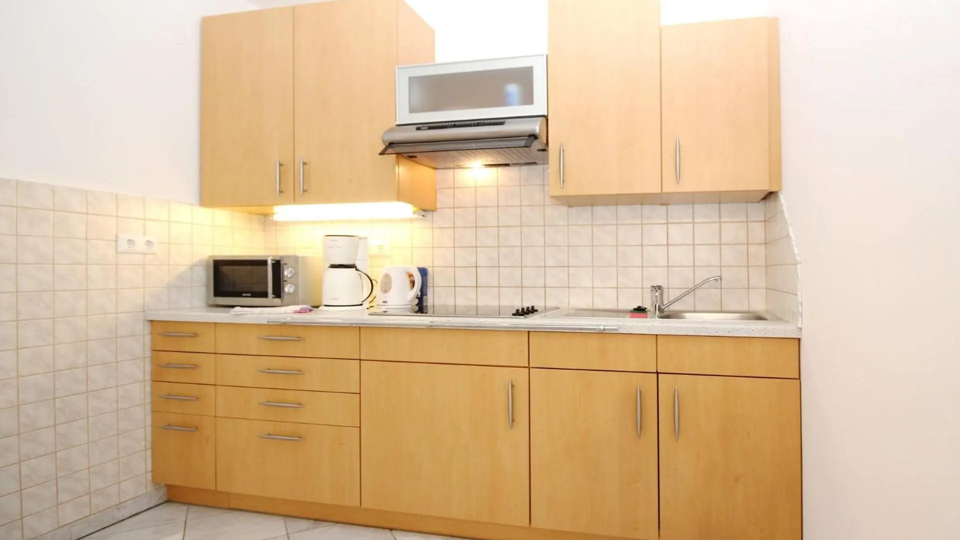 Apartments Mikulan Nara Baška 0*,  Kroatien