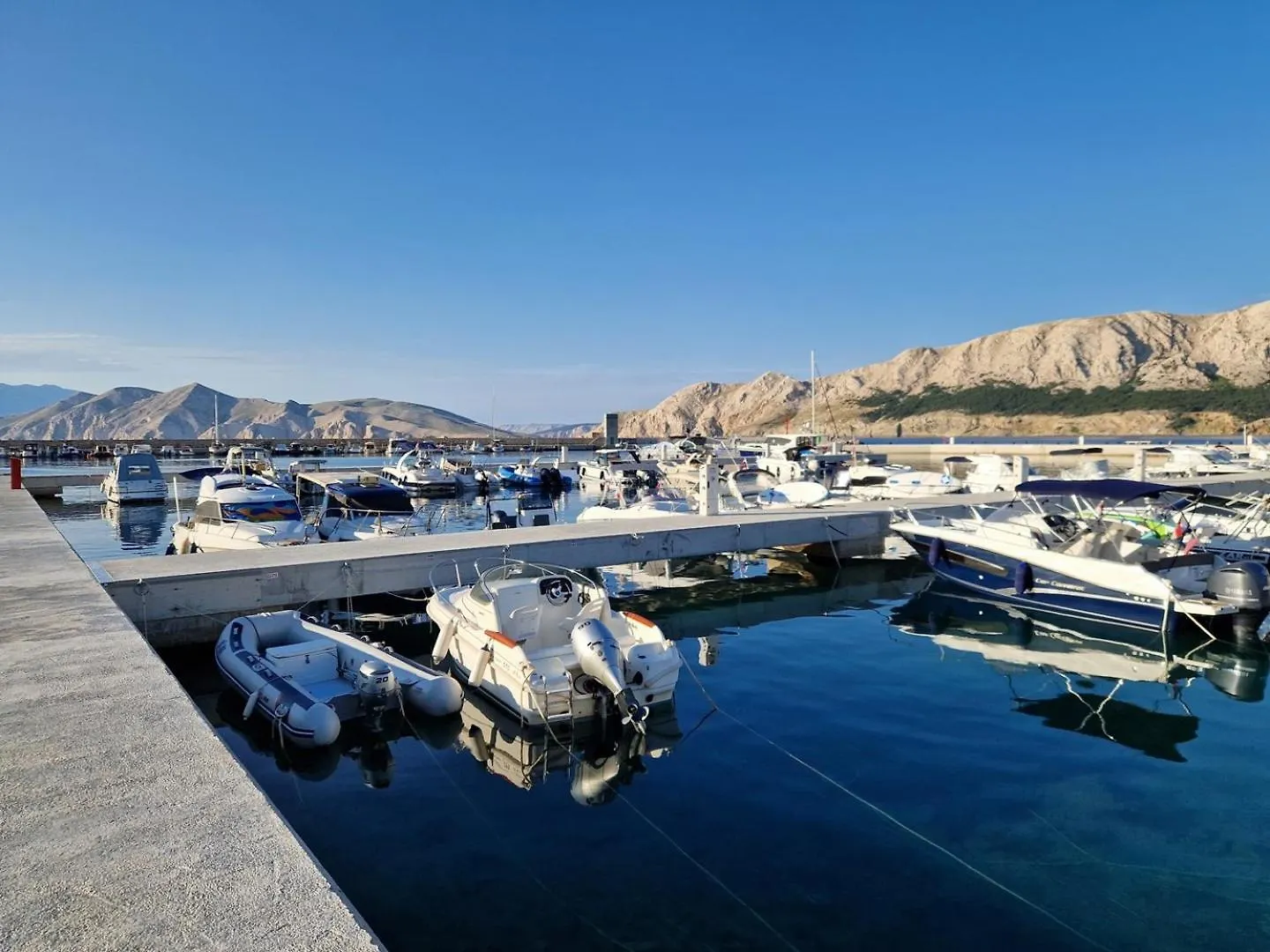 Apartments Mikulan Nara Baška Gæstehus