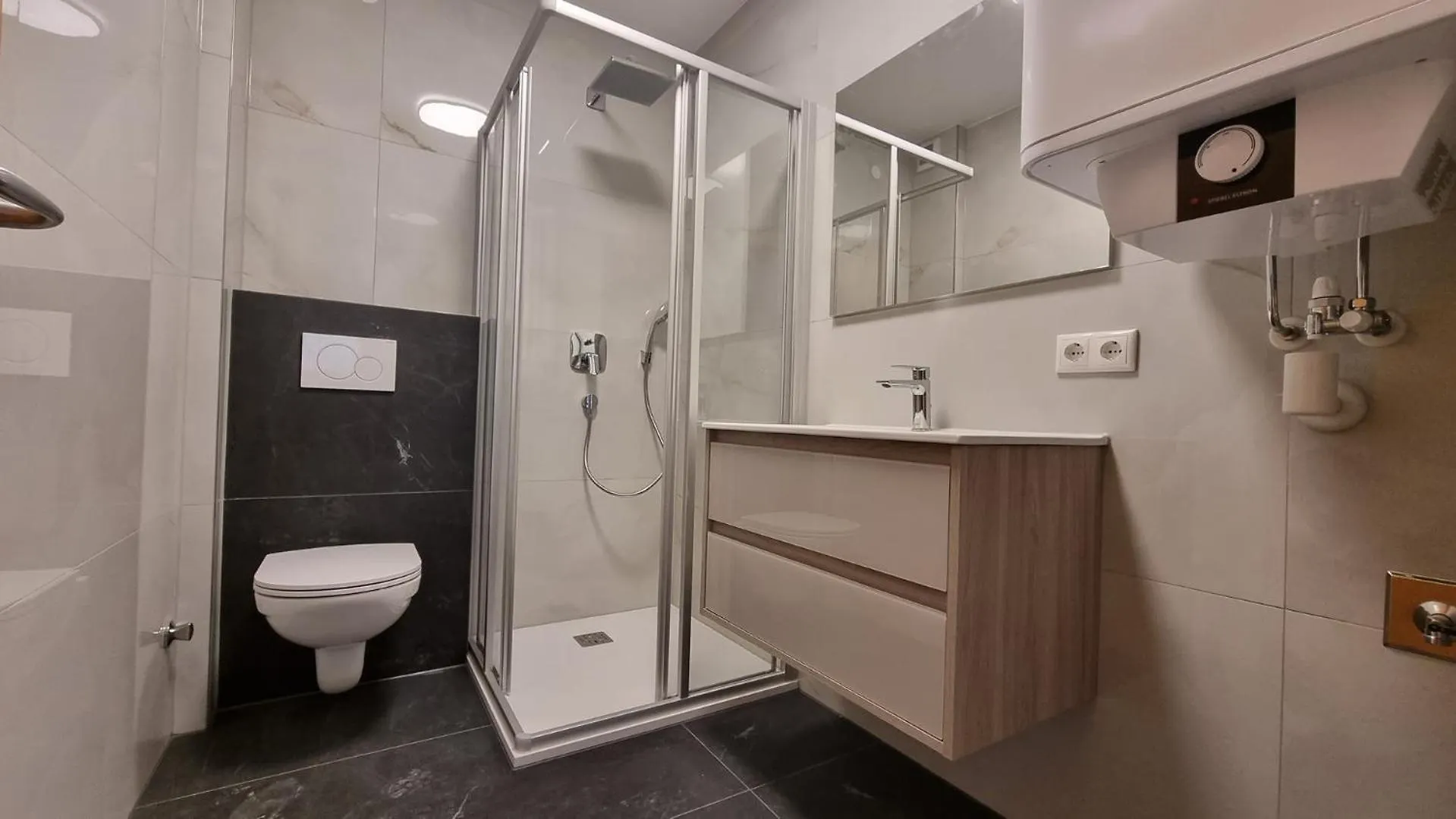 Apartments Mikulan Nara Baška Kroatien